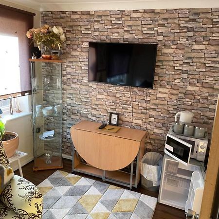 Bed and Breakfast Tisi Choice Northfleet Экстерьер фото