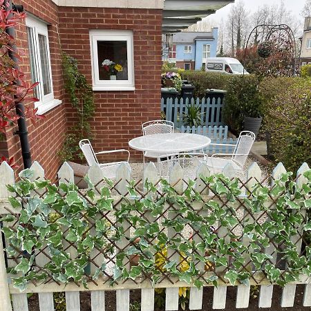 Bed and Breakfast Tisi Choice Northfleet Экстерьер фото