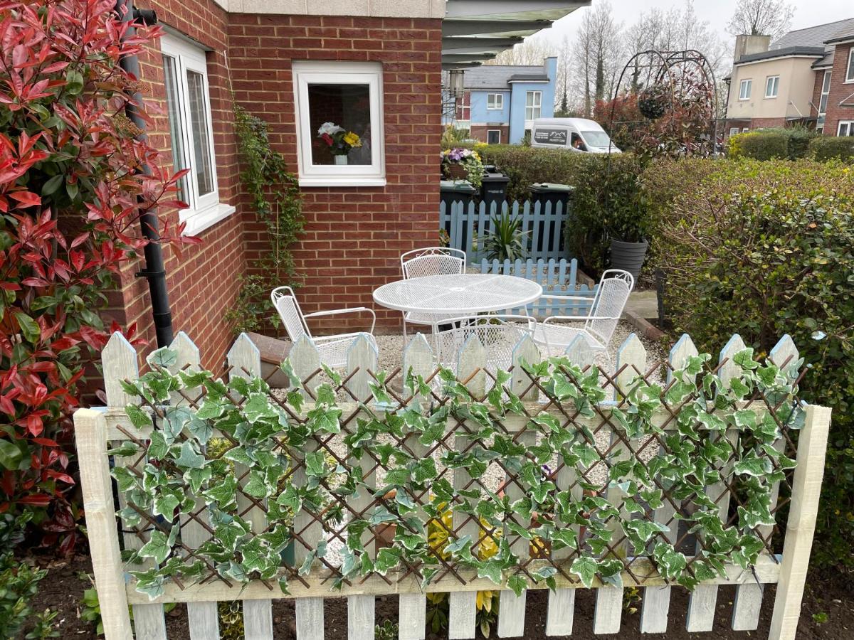 Bed and Breakfast Tisi Choice Northfleet Экстерьер фото